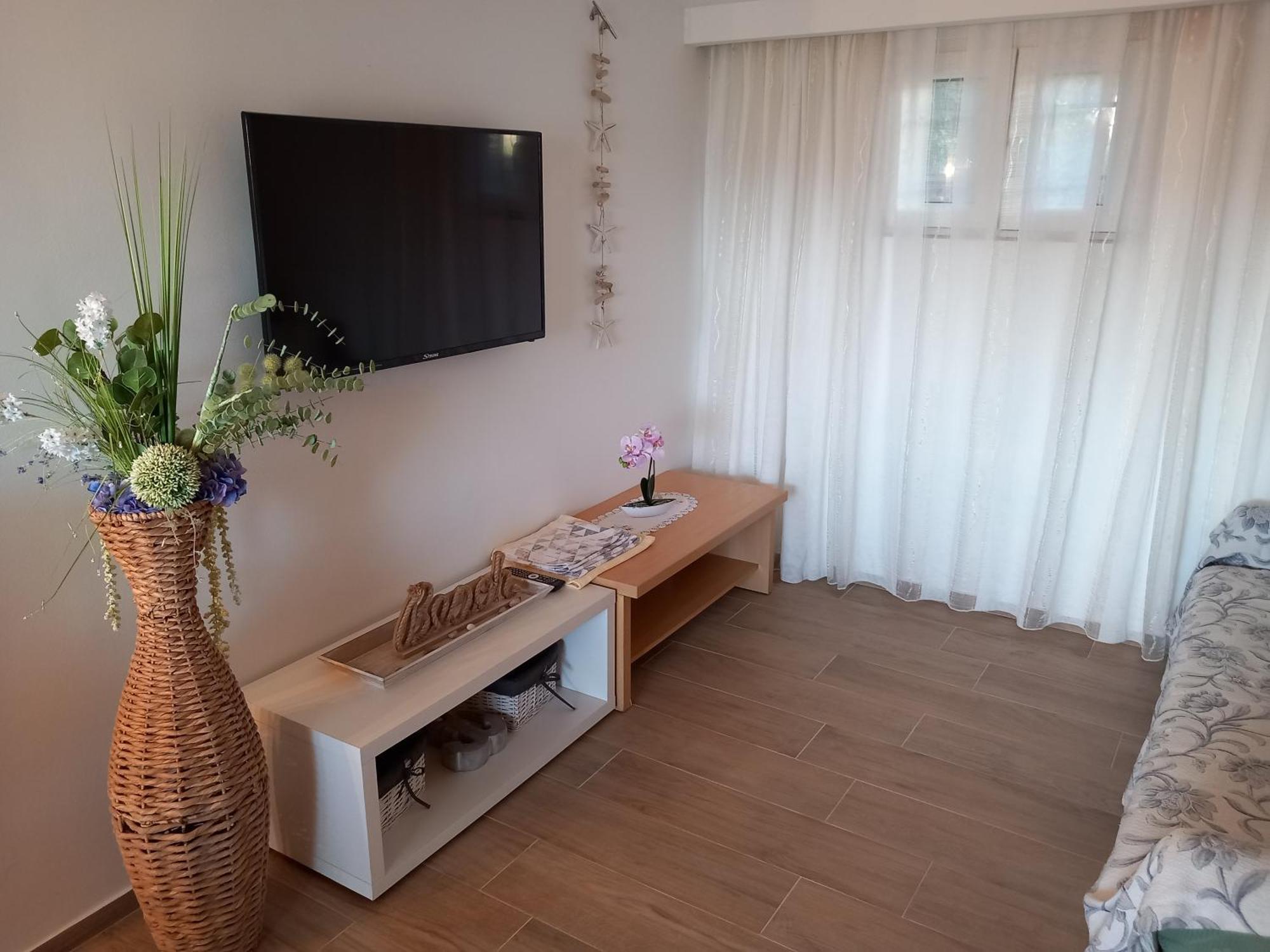 Apartments Ruzica Pinezići Eksteriør billede