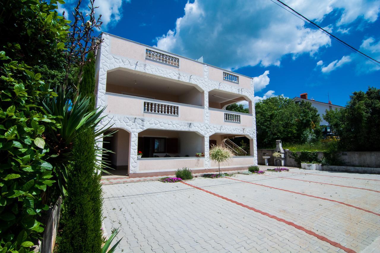 Apartments Ruzica Pinezići Eksteriør billede